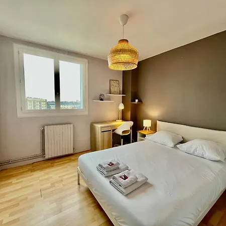 Apartamento Le Martinet - 6 Personnes - *